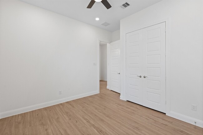 Building Photo - 10807 Cloaked Wing Ct