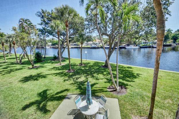 Building Photo - 14 Royal Palm Way