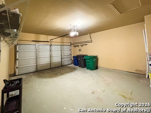 Building Photo - 702 Lorimor Ct