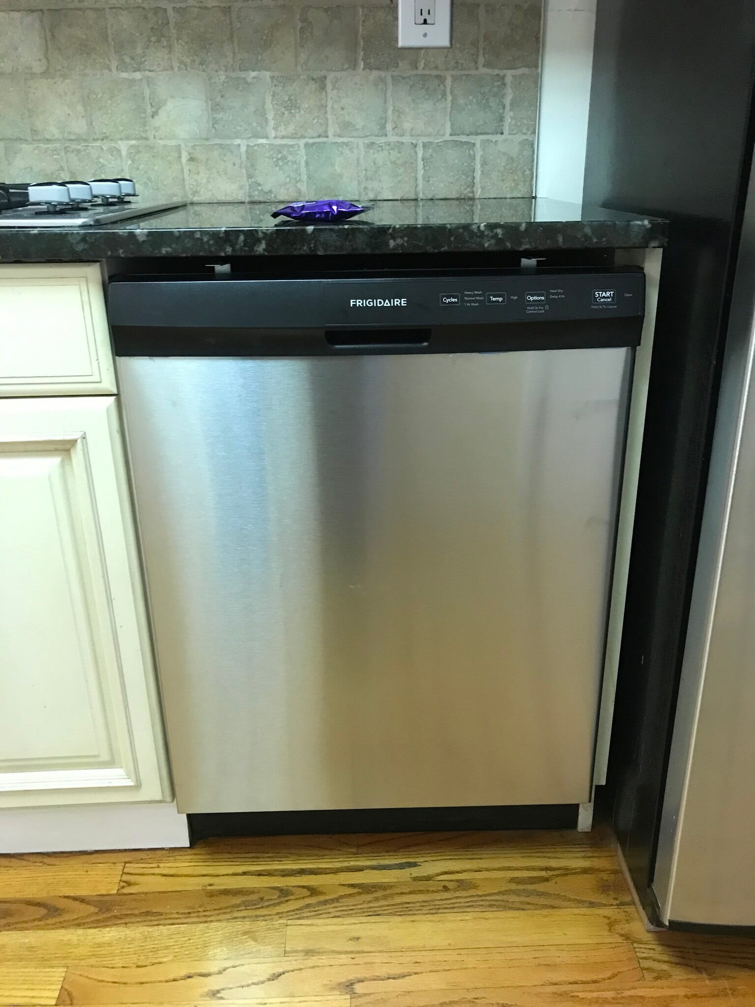 Building Photo - 379 1st Ave