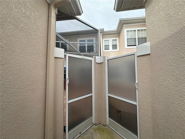 Building Photo - 8929 Silk Bay Pl