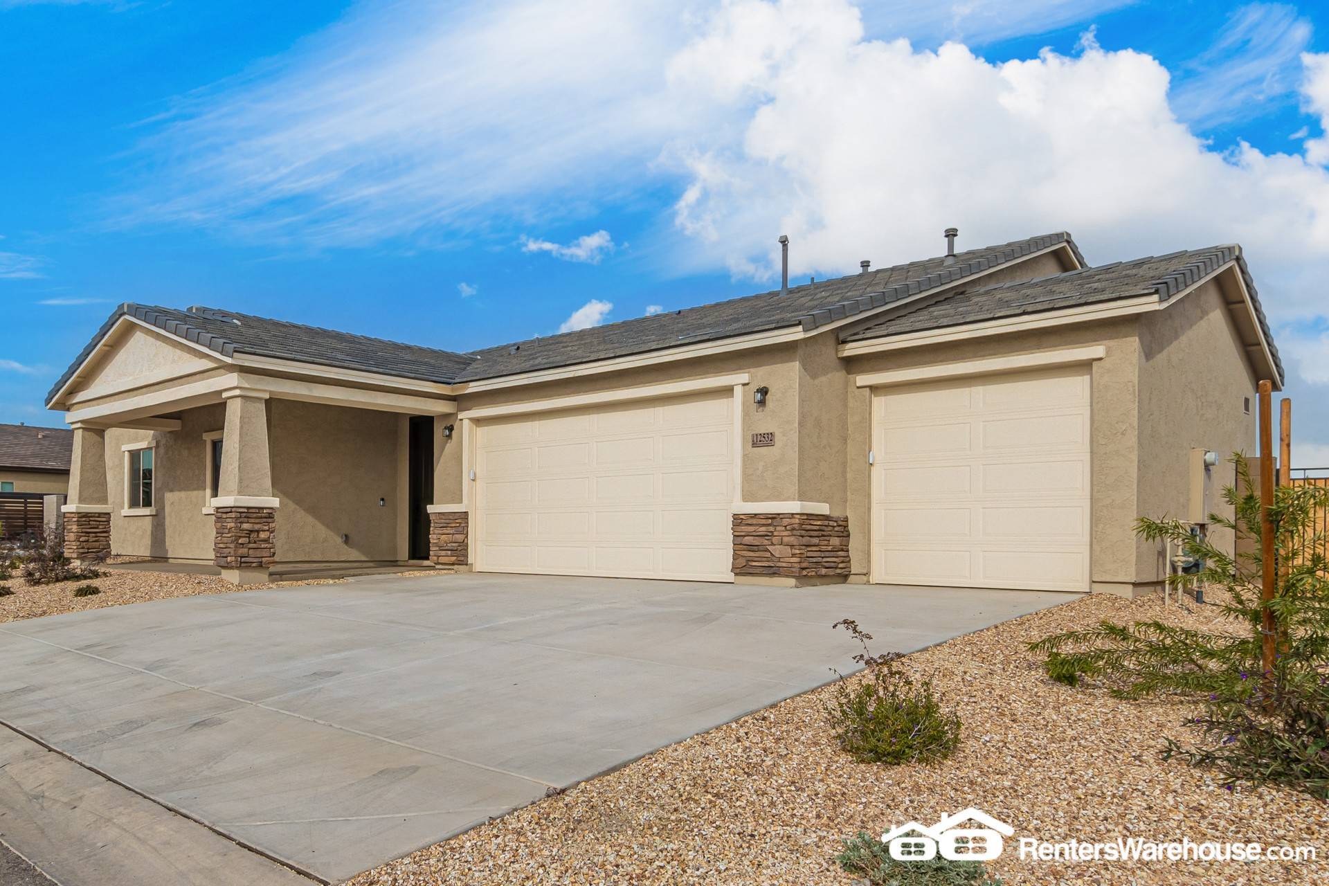 Building Photo - 12532 W Stella Ln
