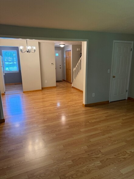 Building Photo - 312 Bellford Ct