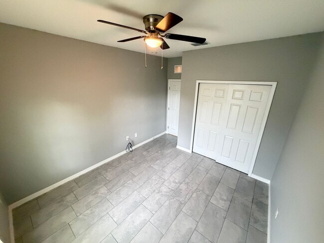 Building Photo - Available now!! Adorable 3 Bedroom / 2 Bathroom Home in Palm Bay!!