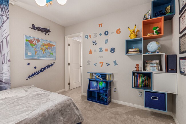 Building Photo - MODERN DESIGNED 4-BED, 3-BATH HOME IN SOUT...