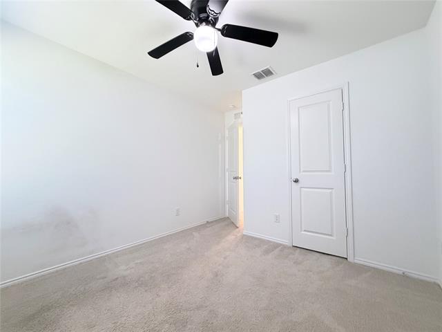 Building Photo - 1717 Round House Ln