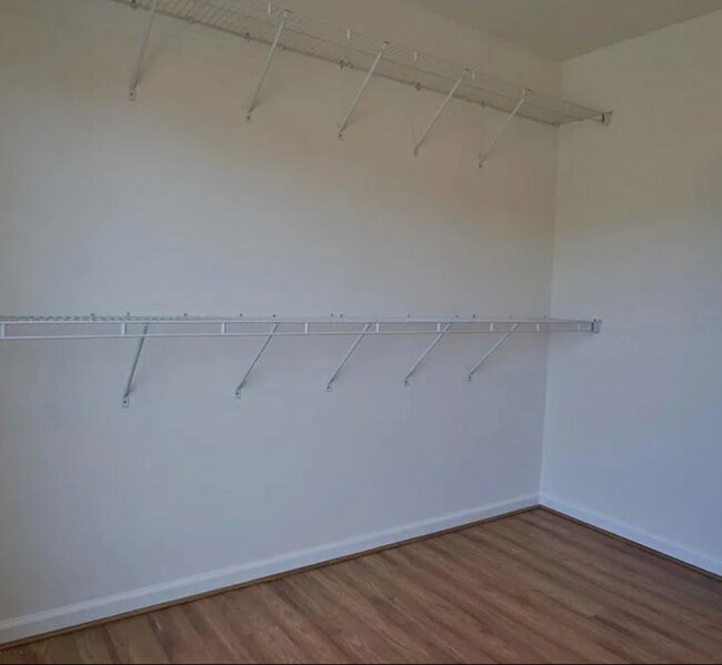 Building Photo - 46123 Gooseneck Dr