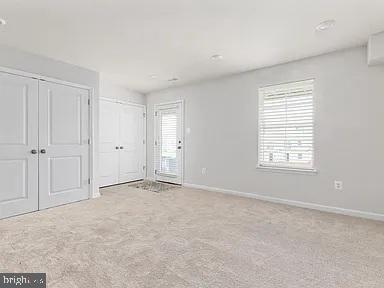 Building Photo - 63 Arsberg Dr