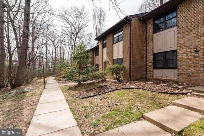 Primary Photo - 2053 Headlands Cir