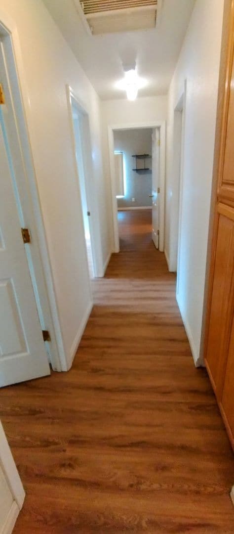 Building Photo - A 3 Bedroom 2 Bath Home in Indian Cover Ne...