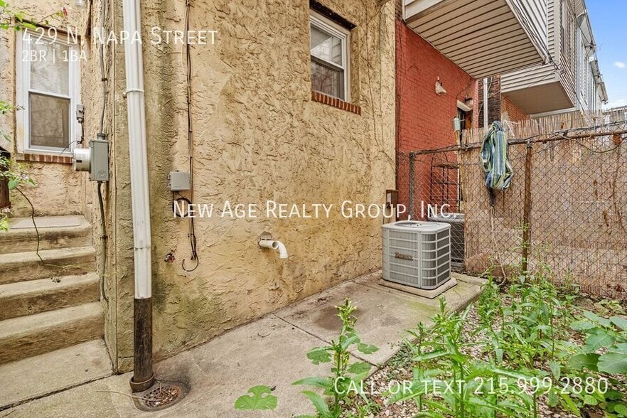 Building Photo - 429 N Napa St