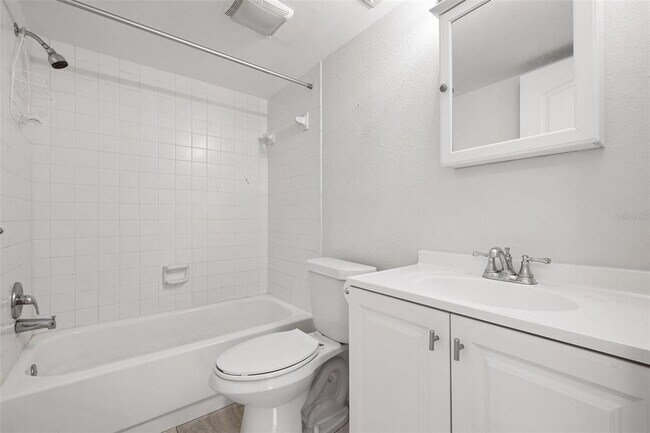 Building Photo - 3223 S Beneva Rd