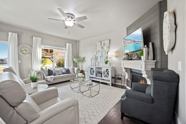 Building Photo - 580 Boxwood Dr