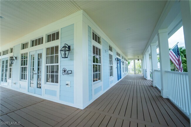 Building Photo - 7252 Lake Dr