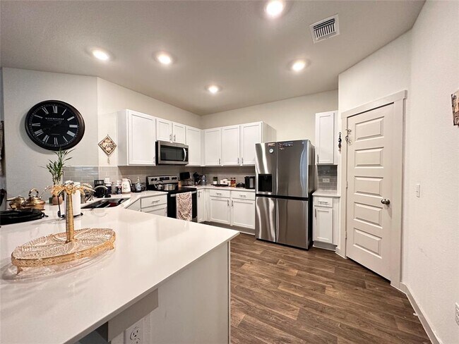 Building Photo - 630 Concho River Dr