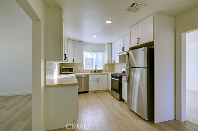 Building Photo - 1021 Marion Ave