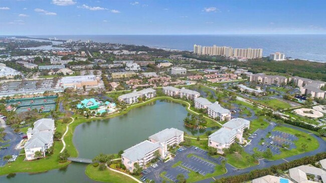 Building Photo - 353 S US Hwy 1