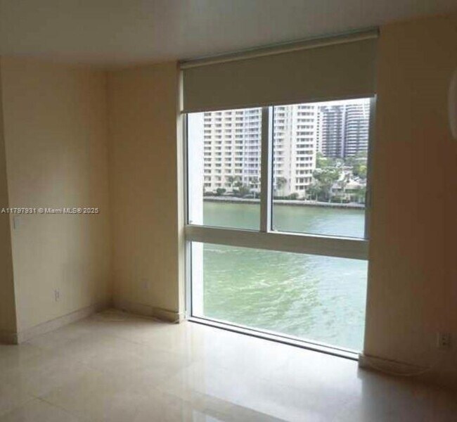Building Photo - 325 S Biscayne Blvd