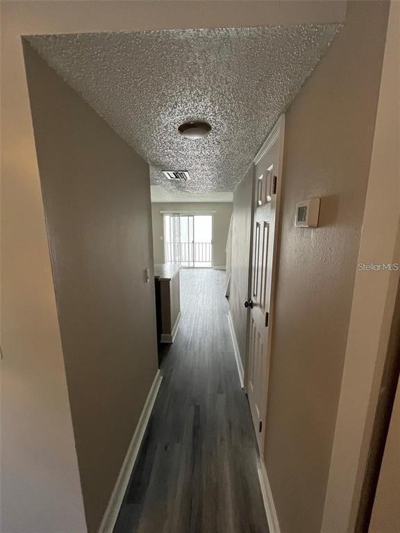 Building Photo - 705 Russell Ln