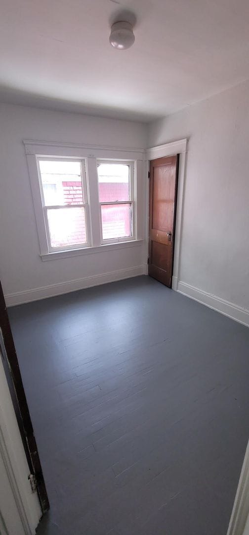 Building Photo - 626 E 130th St