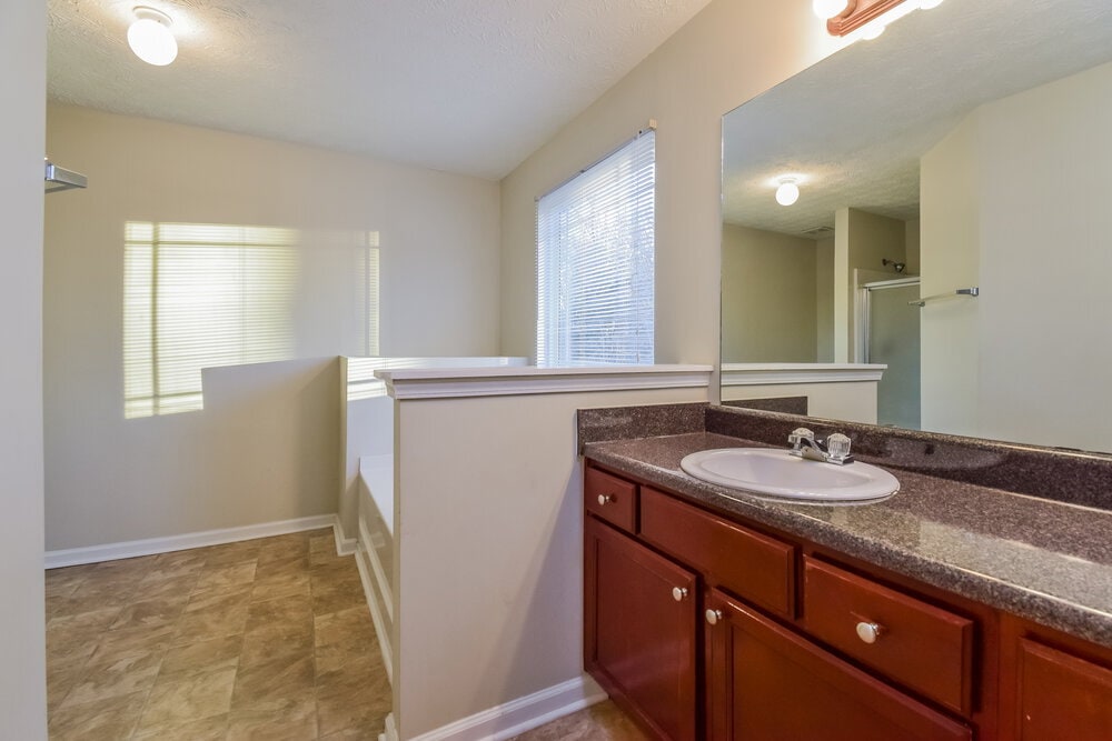 Building Photo - 100 Wexford Way