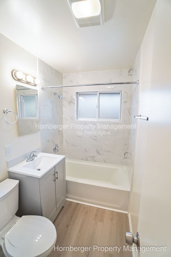 Building Photo - 5126 W Princeton Pl