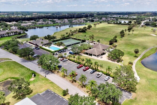 Building Photo - 33 Plantation Dr