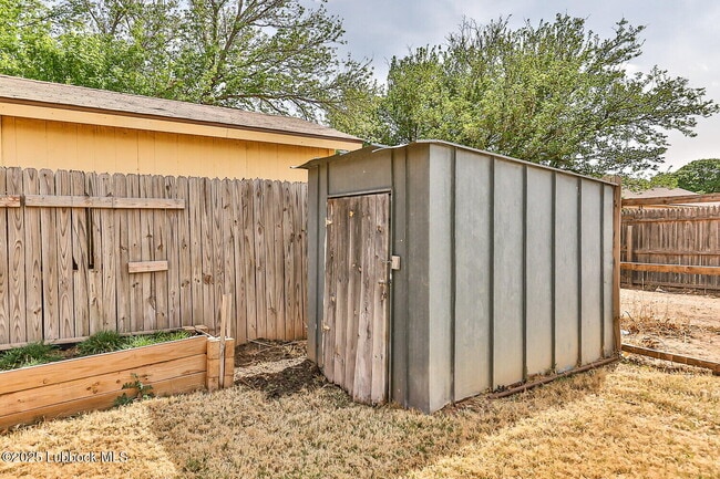 Building Photo - 8304 Fremont Ave
