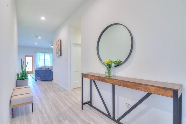 Building Photo - 4711 Torcello Fls Ln
