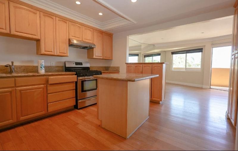 Building Photo - 100 Cliff Dr