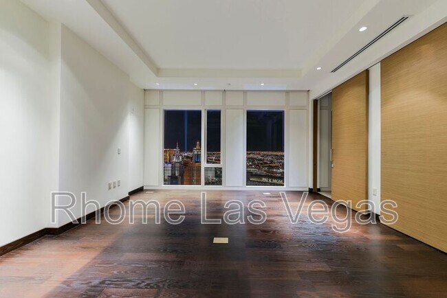 Building Photo - 3750 Las Vegas Blvd S