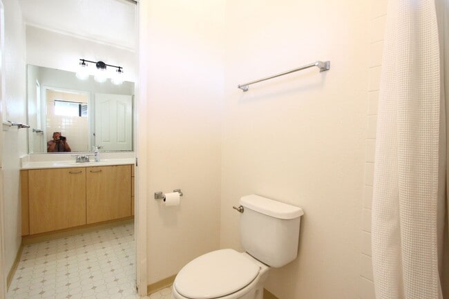 Building Photo - Mililani Mauka