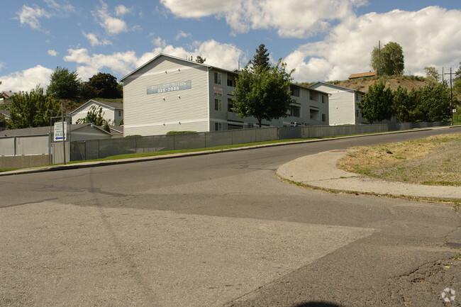 Building Photo - Northcliff Terrace Apartments