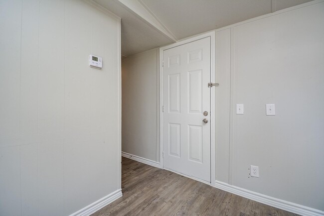 Building Photo - 12561 Roy Harris Loop