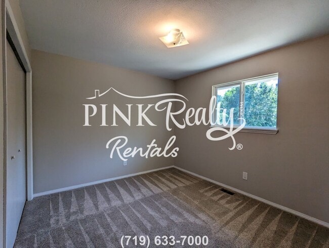 Building Photo - 4735 Woodsorrel Ct