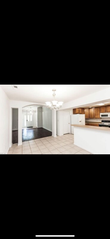 Building Photo - 408 Coastal Walk Pl