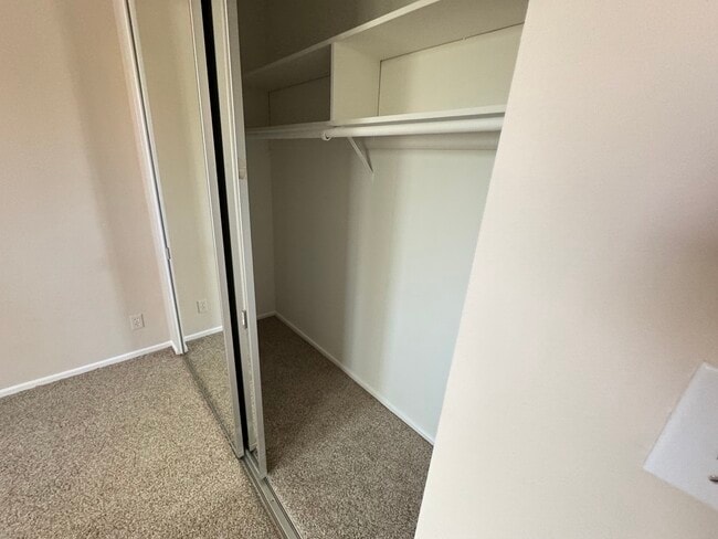 Building Photo - 11500 Rochester Ave