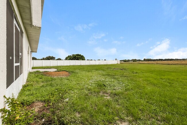 Building Photo - 177 Vista View Ave