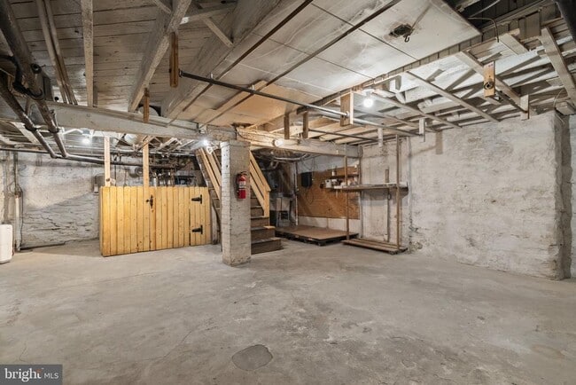 Building Photo - 112 E Township Line Rd