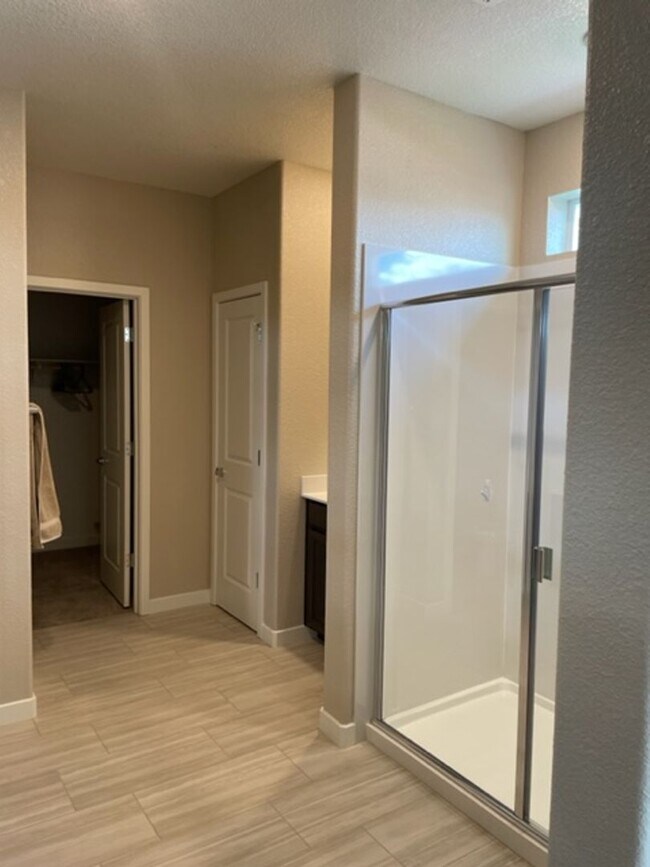 Building Photo - Newer Home with Owned Solar and 4 Bedrooms...
