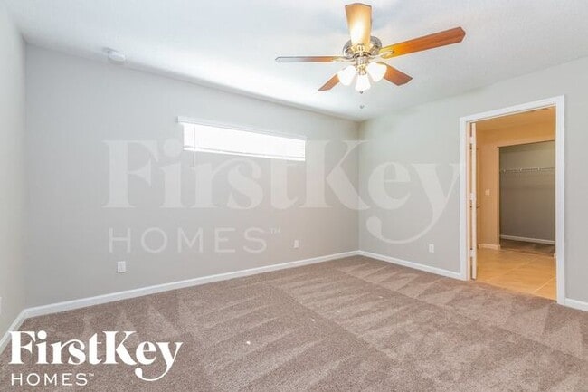 Building Photo - 3391 SW Espanola St