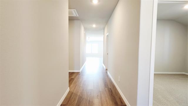 Building Photo - 417 Stagg St