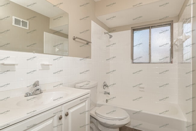 Building Photo - 7048 Clover Ln