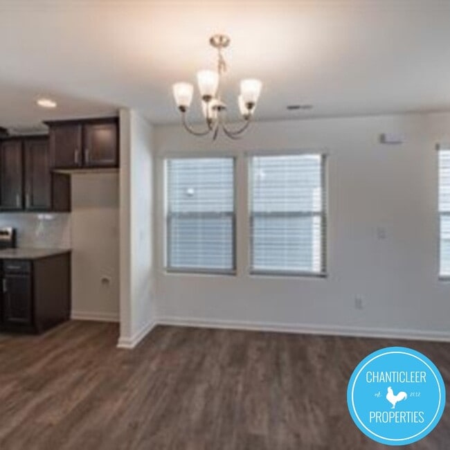 Building Photo - 1216 Haybrook Ln