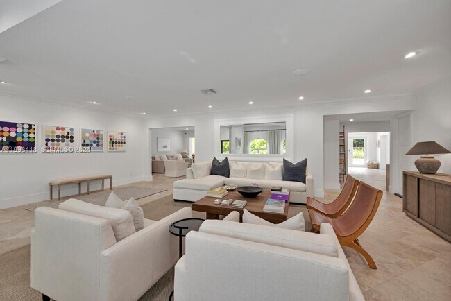 Building Photo - 6140 SW 90th St