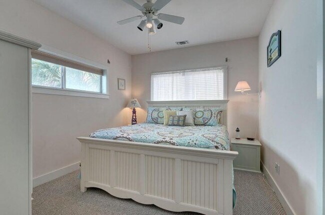 Building Photo - 1423 Sonata Ct