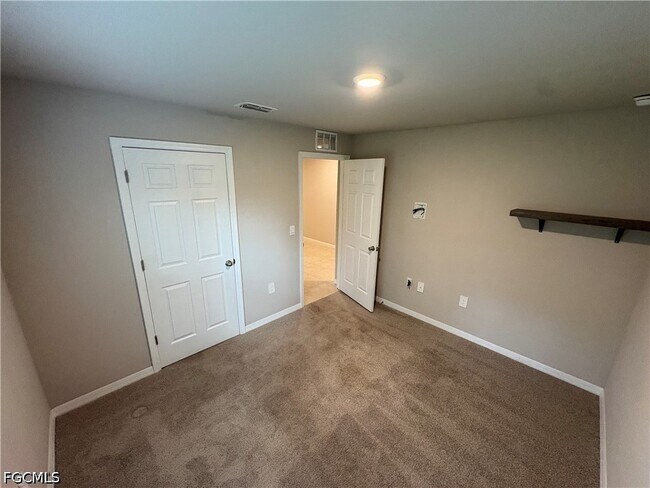 Building Photo - 5013 Placid Ln