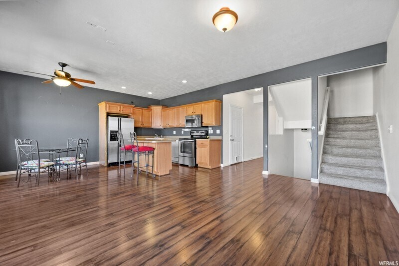 Building Photo - 129 Chandlerpoint Way