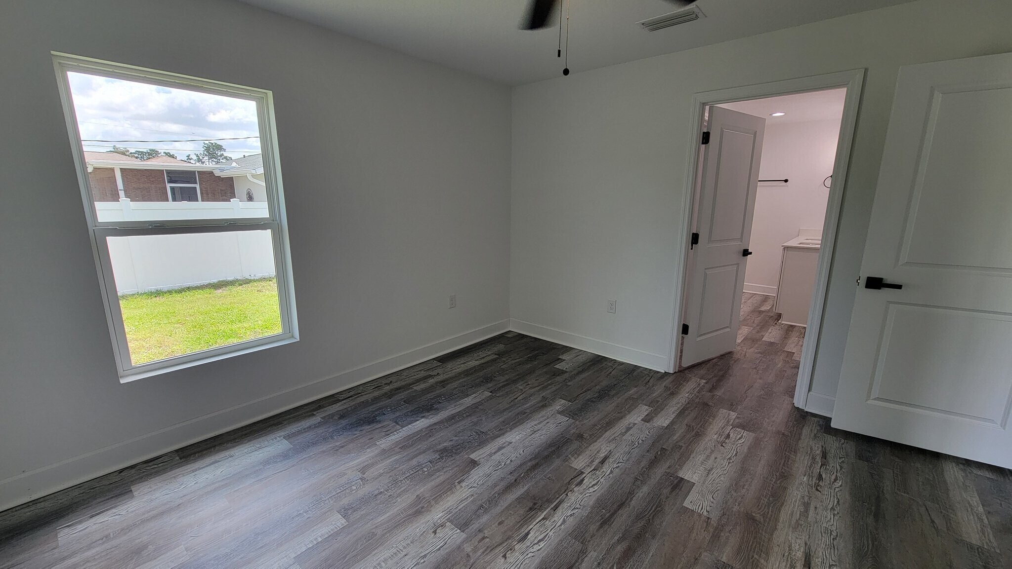 Building Photo - 20422 Dial Ave