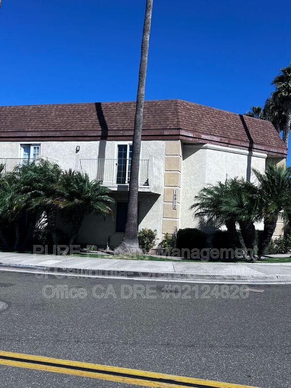 Building Photo - 16972 Hoskins Lane